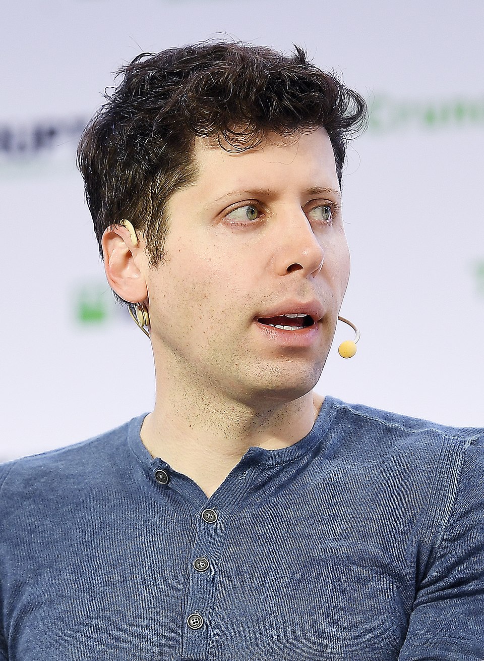 960px-Sam_Altman_TechCrunch_SF_2019_Day_2_Oct_3_(cropped)_(cropped).jpg