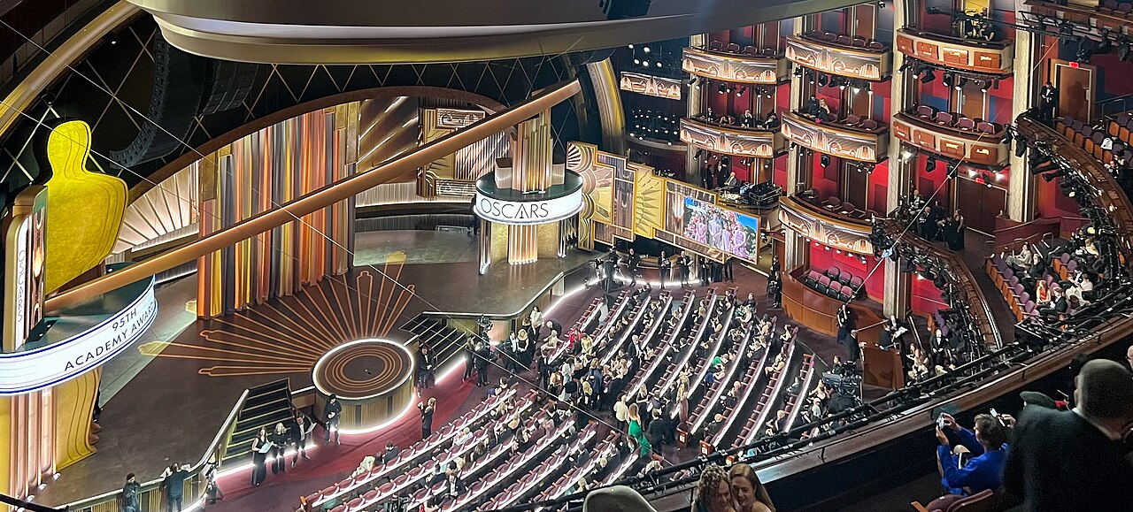 1280px-Dolby_Theatre_Oscars_Los_Angeles_USA_Mar23_IMG_8321.jpg