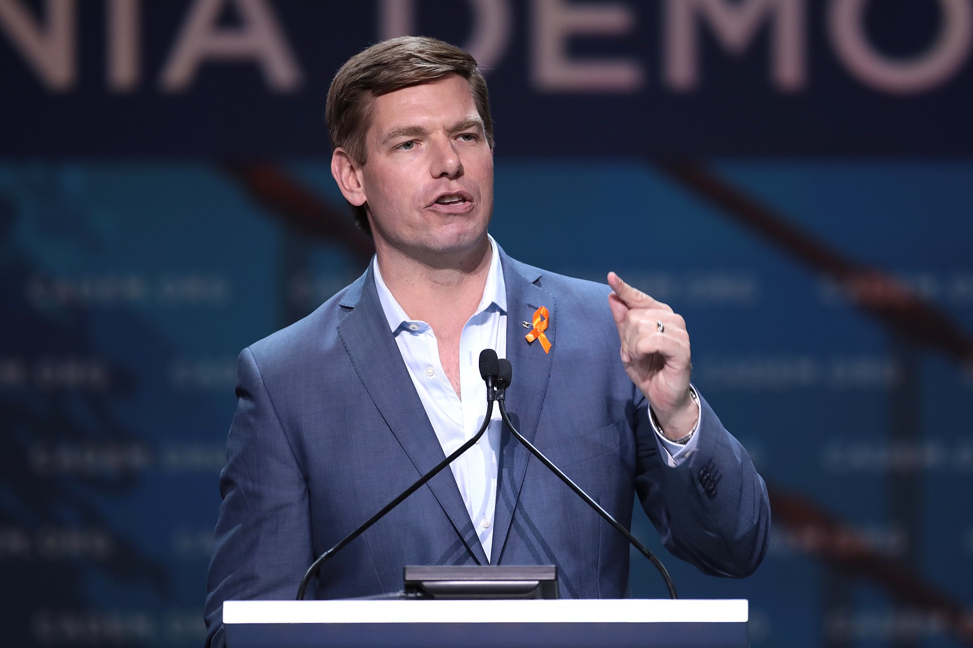 1920px-Eric_Swalwell_(48016367867).jpg