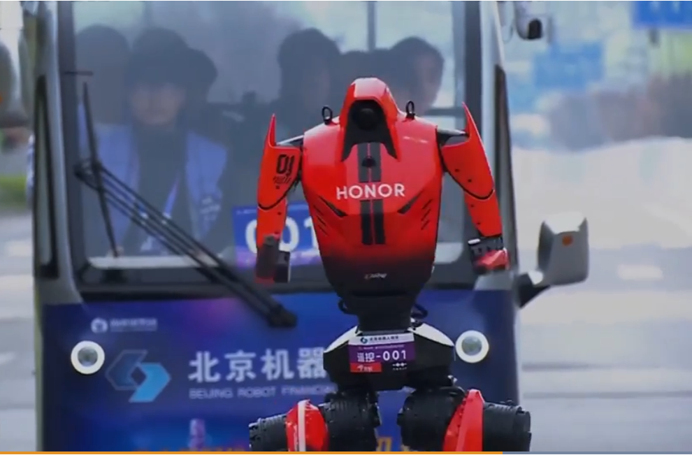 2026-04-22 09_35_16-Humanoid robot breaks half marathon world record in Beijing _ Science and Techno.png
