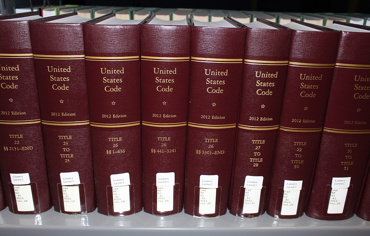 1280px-United_States_Code_2012_Official_Edition.jpg
