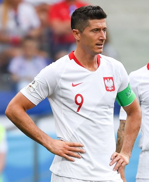 Robert_Lewandowski_2018,_JAP-POL_(cropped).jpg