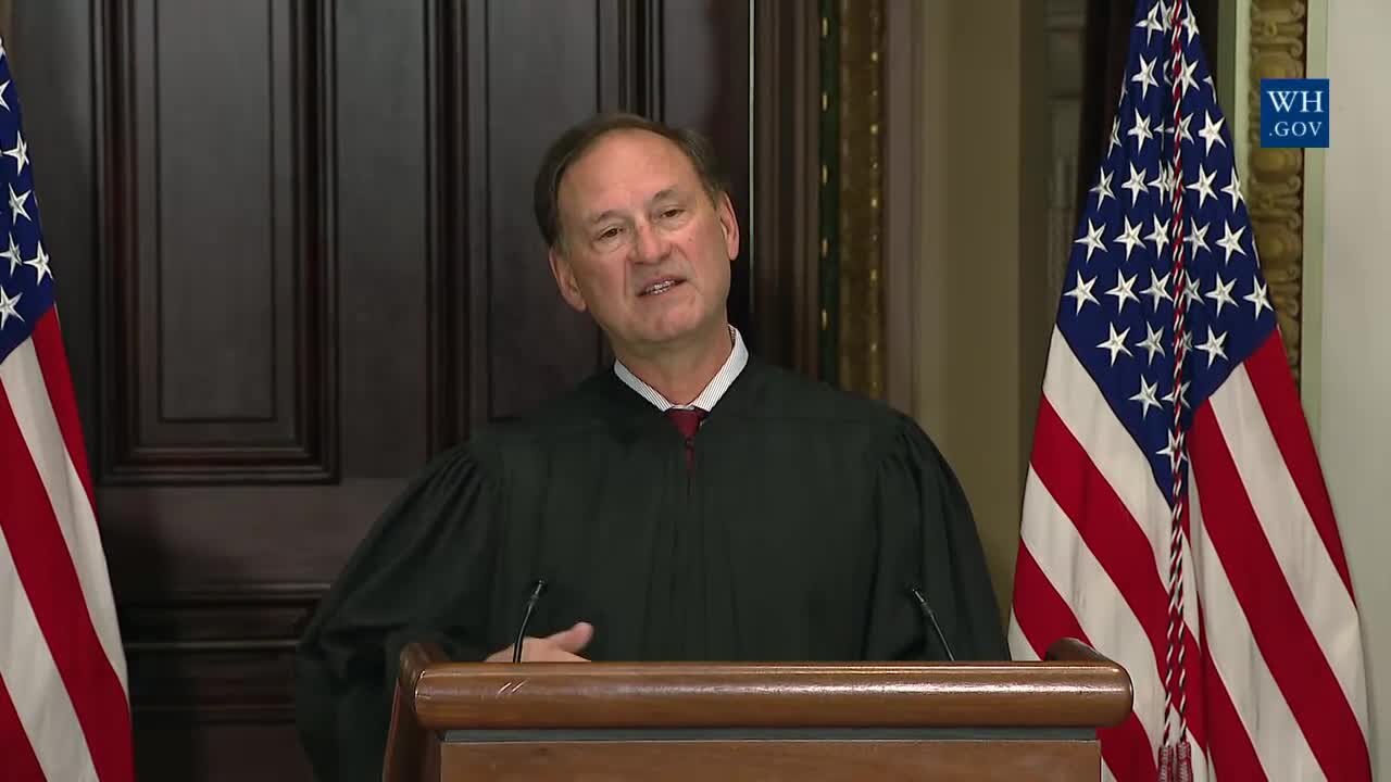 Justice_Samuel_Alito_Swears-In_EPA_Administrator_Scott_Pruitt.webm.jpg
