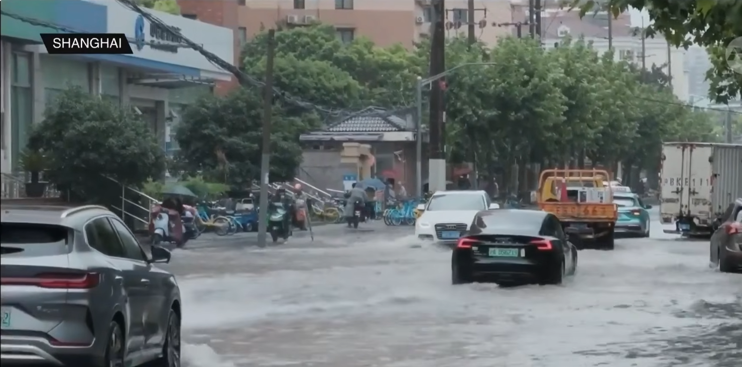 台风“白海豚”减弱中国多地仍面临洪水风险