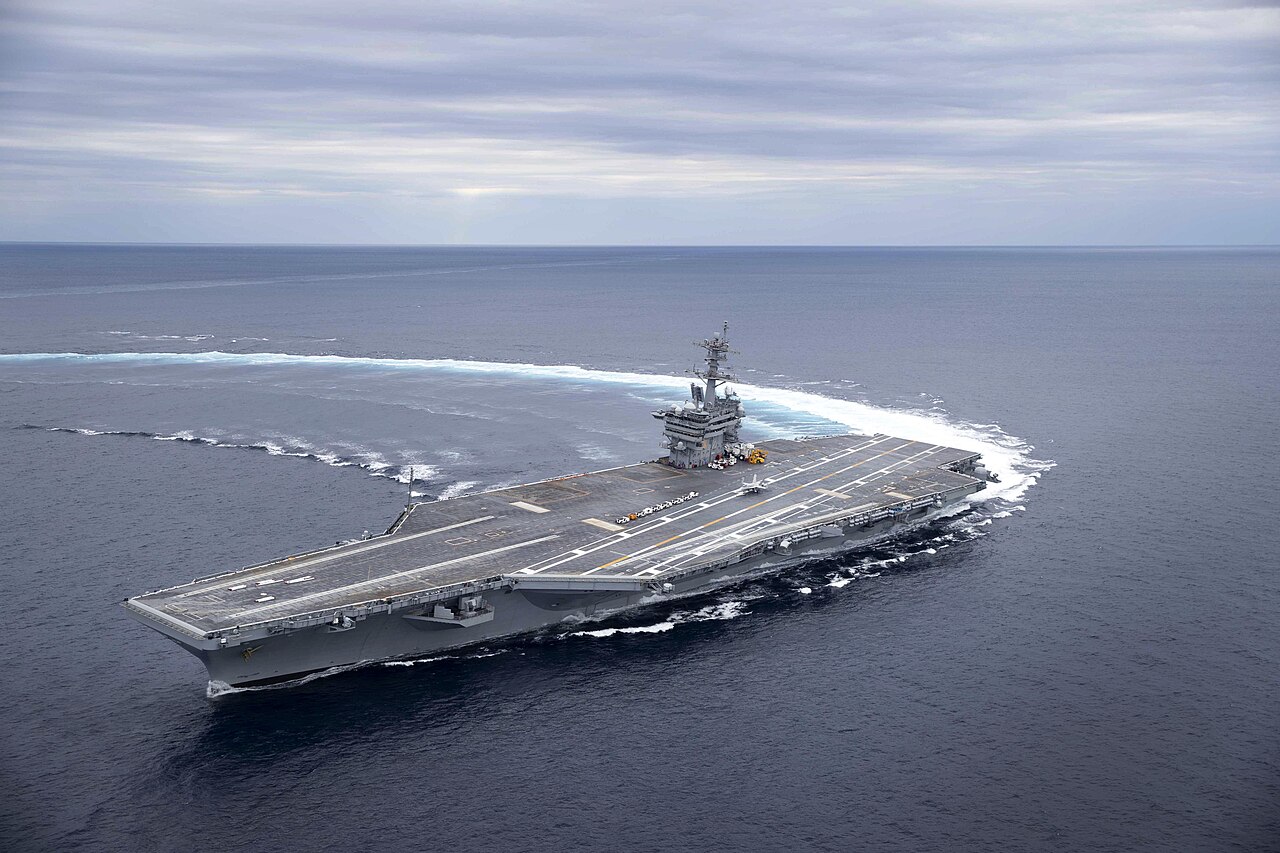 1280px-USS_Abraham_Lincoln_(CVN-72)_underway_during_sea_trials_on_11_May_2017.jpg