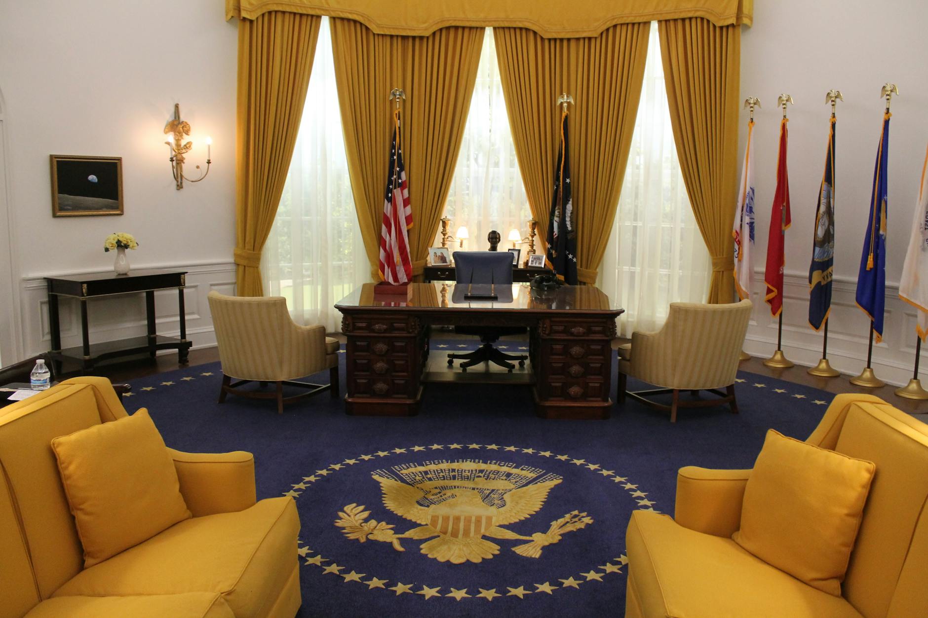 英国国王查尔斯与川普闭门会晤 将在国会发表历史性演讲