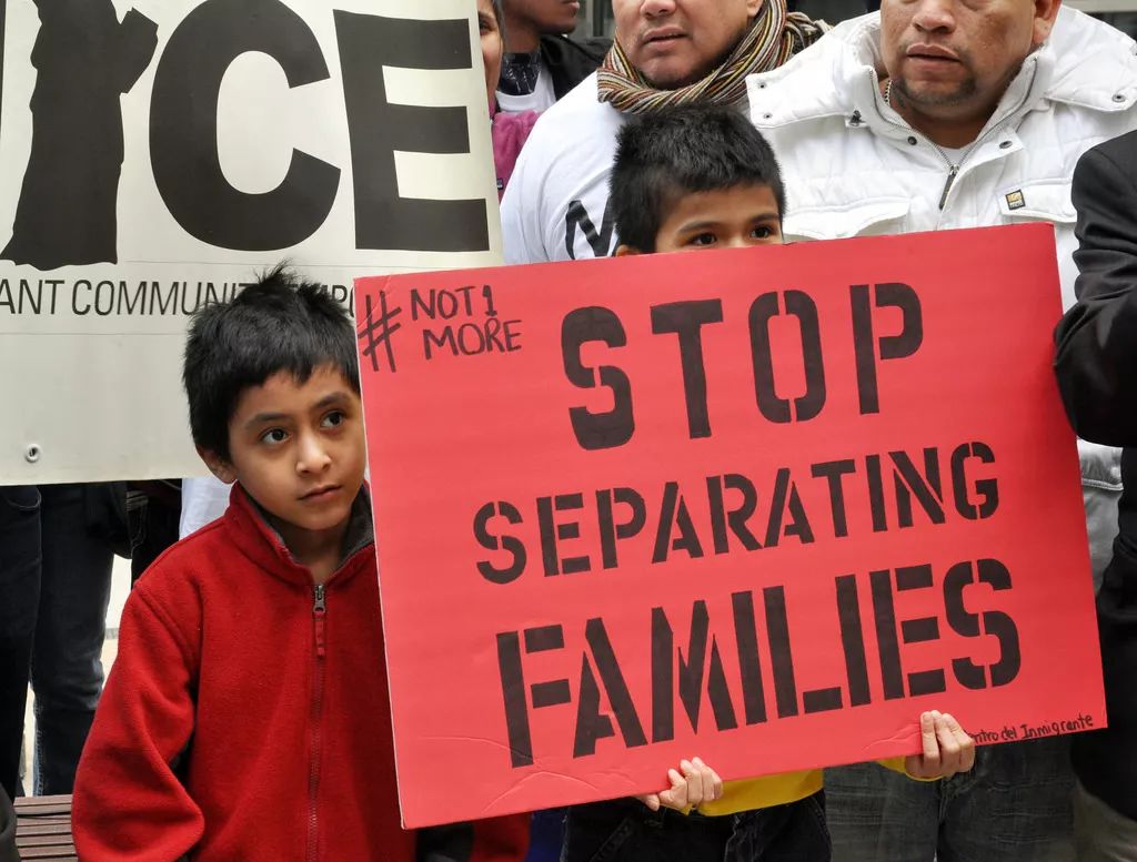 骨肉分离谁之过？川普：“都是民主党惹的祸！”