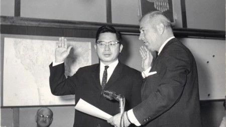 Featured image for 人物 | 圣地亚哥首位亚裔议员——谭卓仪先生的传奇