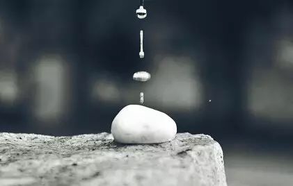 一个一百年前失败了的华人人权抗争故事，读《水滴石穿》有感