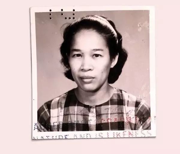 洛拉：我家的奴隶