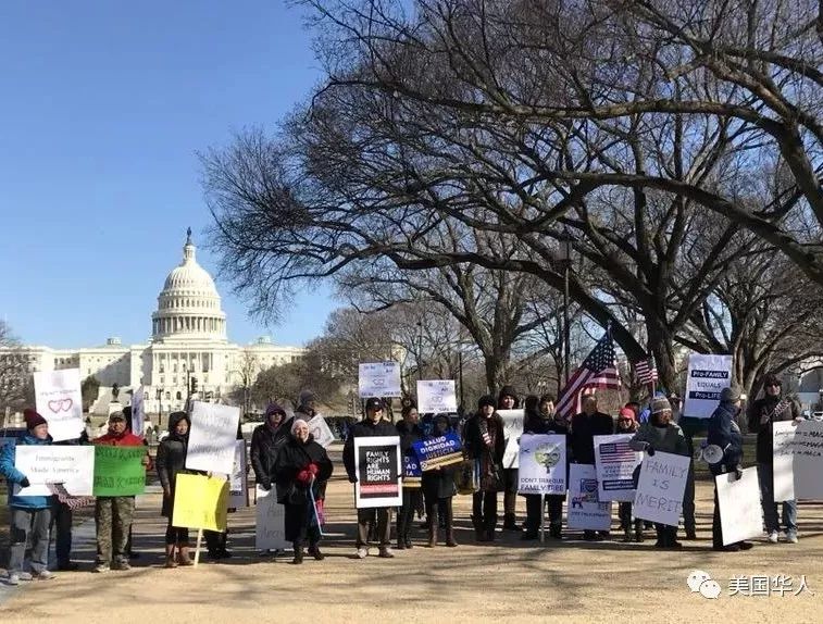 华人成功发起大集会！纽约各族裔协力抗议反移民恶法