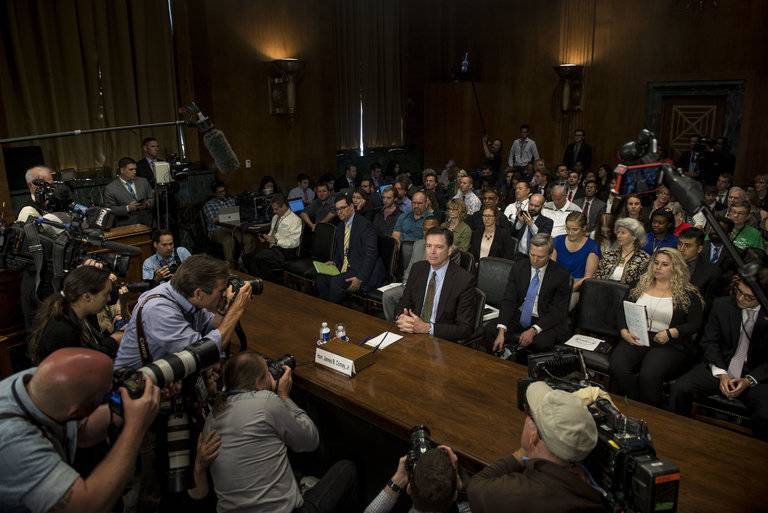 图姐 |【重磅】选前36小时黑客抛出马克龙9GB电邮／总统宗教自由敕令引担忧／科米接受聆讯守口如瓶