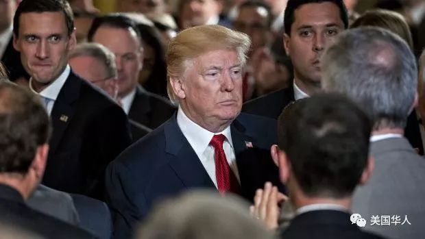 重磅！川普前竞选顾问已认罪，马纳福特和搭档被起诉