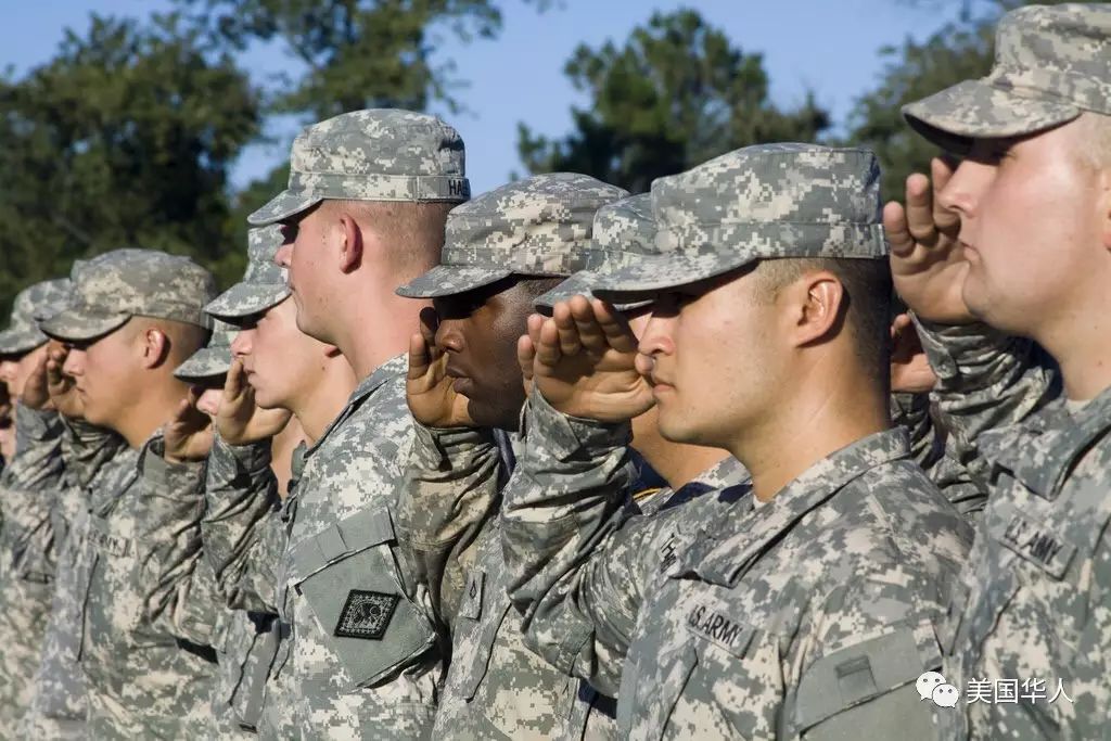 国会议员力挺“紧缺人才征兵计划”华人大兵背后的故事