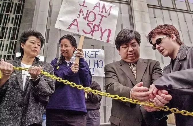 与陈霞芬分享胜利喜悦，三年来各方支持者心路历程访谈录