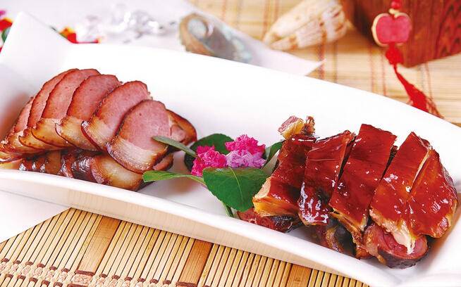 老小，老小，盼过年