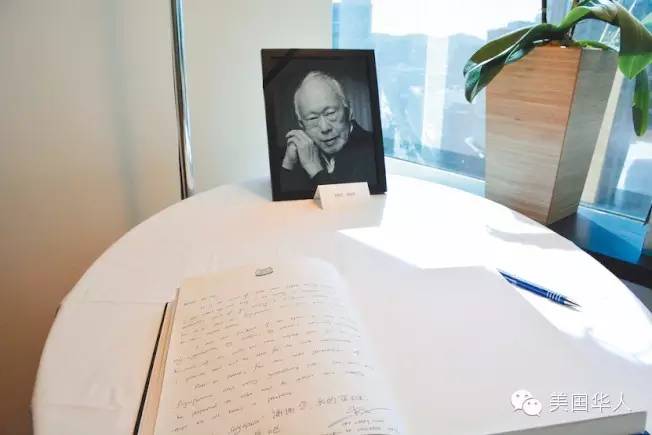 湾区华人:李光耀 富人赞穷人怨
