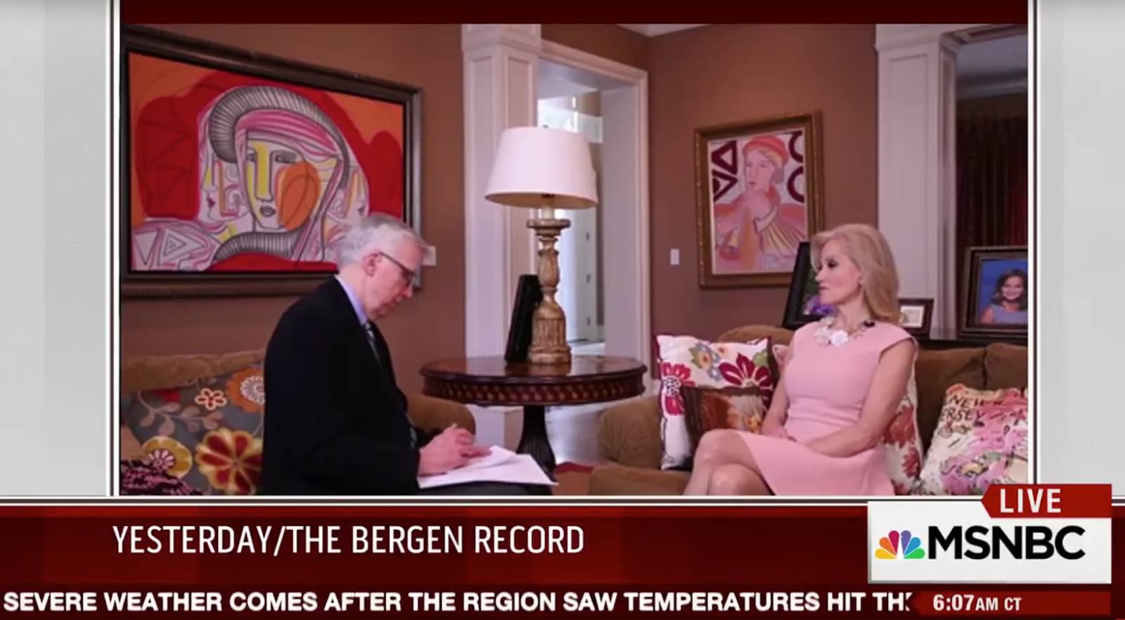 图姐 | 川普说的窃听不是指窃听/川普健保将使2400万人失去保险/美国公民入境被查手机