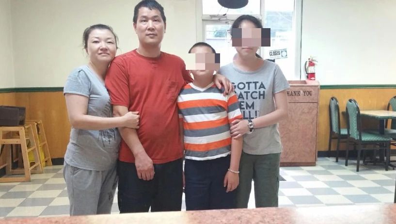 中餐馆老板绿卡面试时遭逮捕面临遣返，小镇居民爱心营救