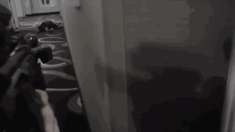 AZ警察杀人案无罪释放 案发现场录像令人崩溃！！！