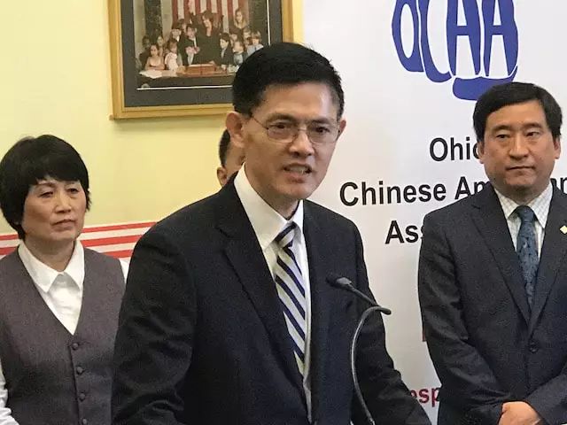 国会议员力挺陈霞芬, 31名国会议员、132个社团联名致信商务部