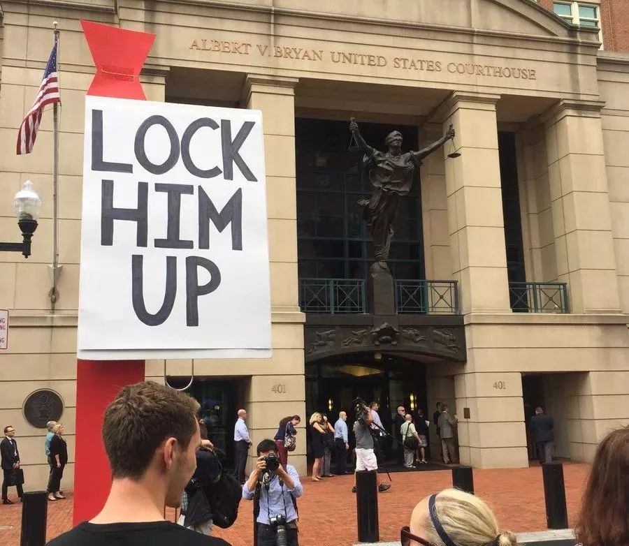 “特朗普沼泽”有多肮脏？马纳福特两周庭审揭开一角 | 彦子追踪