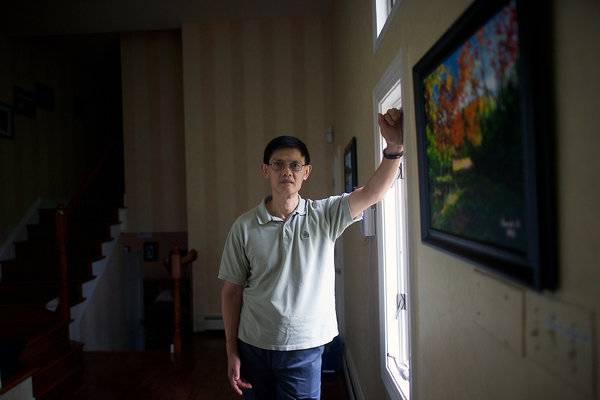 华裔是“永久的外国人”？对FISA修正案及702条款的分析