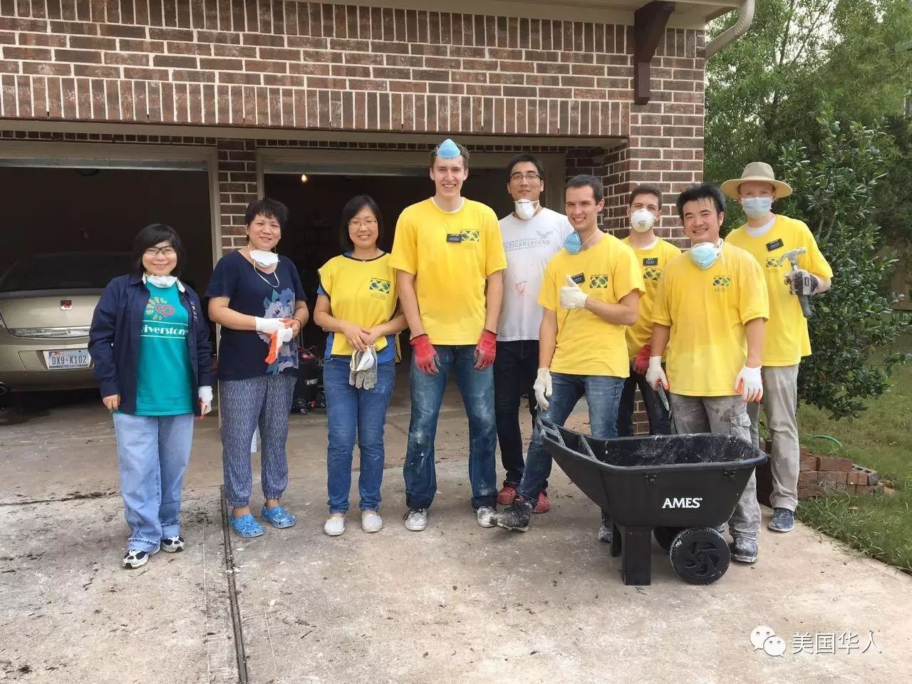 客厅里的琴声——有音乐的地方， 就会有希望！