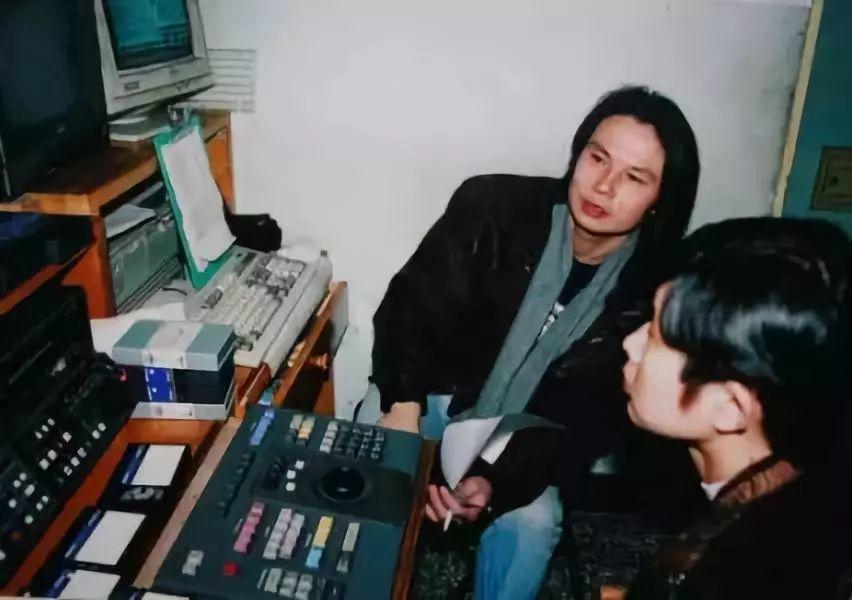 他是崔永元白岩松的精神领袖，开创了中国电视新纪元，却在47岁告别人世