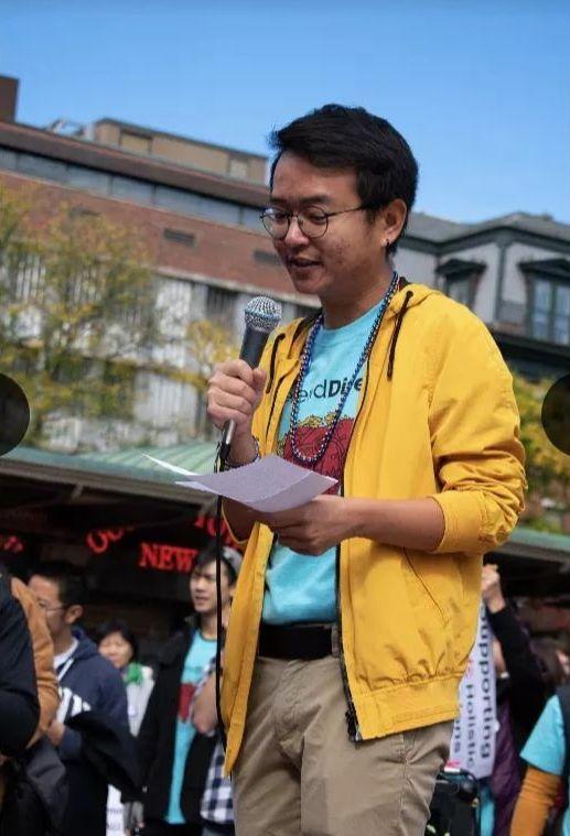震撼！华人新生代主导支持哈佛多元化游行, 凝聚各族裔力量 | 图姐