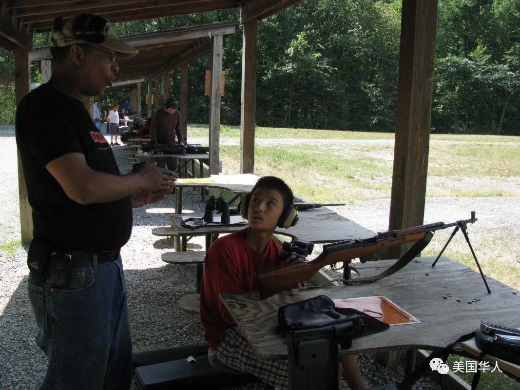 一对美国异族夫妻的故事