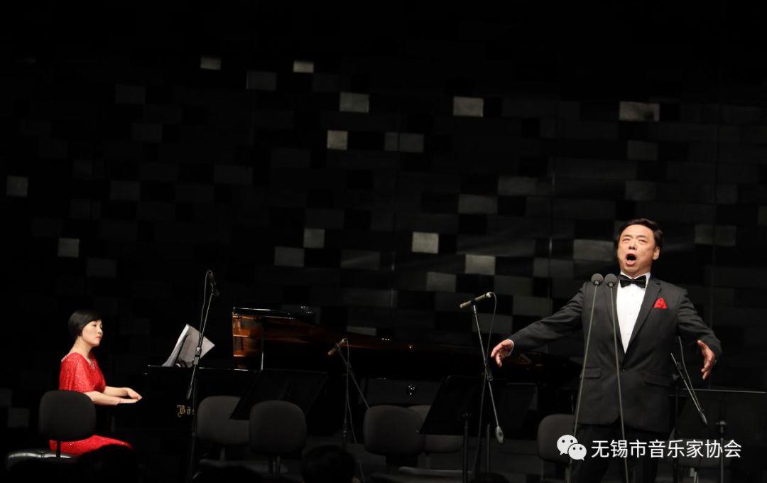 用生命歌唱60年的“80后”歌唱家独唱音乐会观后感 用生命歌唱60年的“80后”歌唱家独唱音乐会观后感