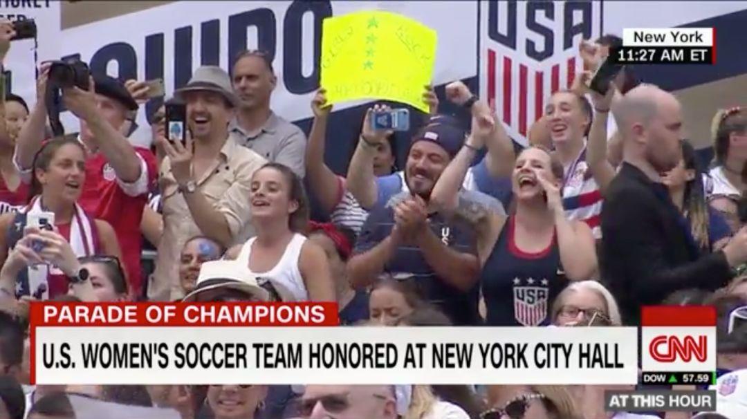 超人的勇气,超人的胸怀——要世界冠军也要同工同酬 超人的勇气,超人的胸怀——要世界冠军也要同工同酬