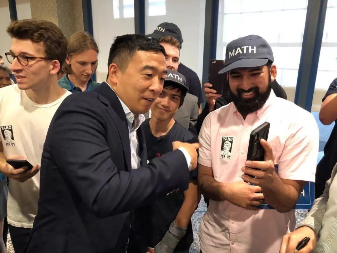 桑德斯为何攻击UBI？杨安泽为何称他的偶像是一位共和党总统？| 图姐
