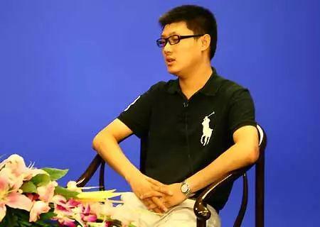 琢见论坛｜袁腾飞，一位有争议的历史老师