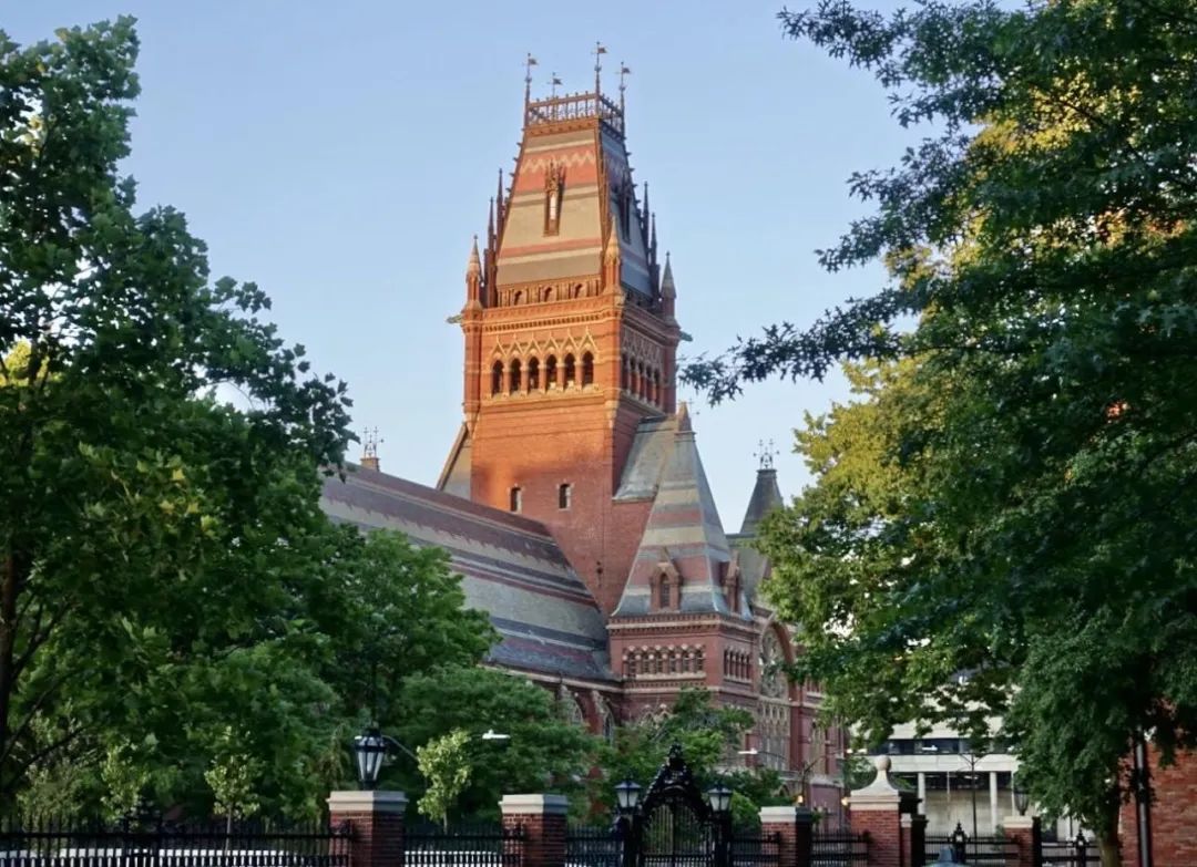 哈佛大学2020毕业班华裔学生给家长的公开信