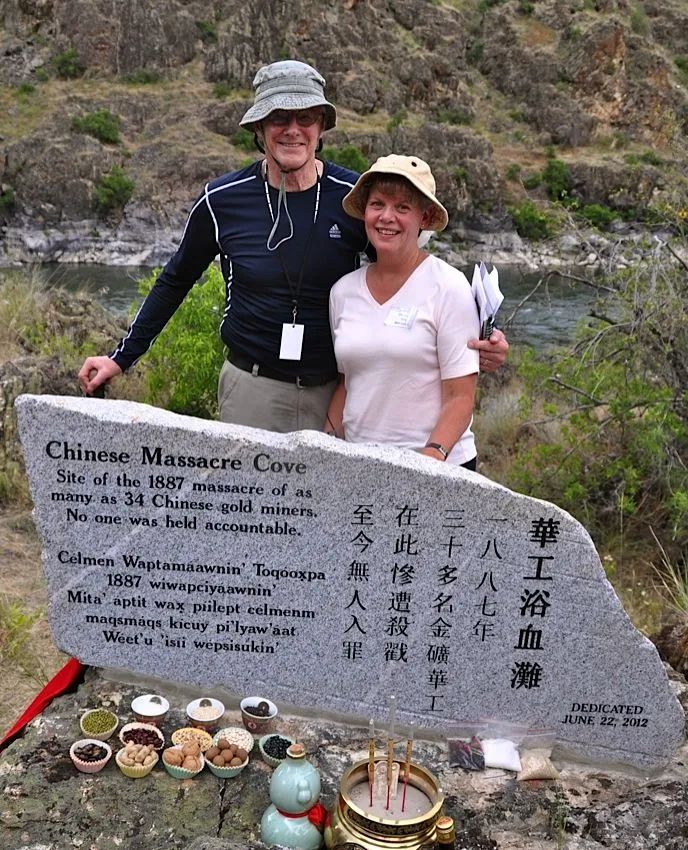 还原华人惨遭屠杀真相的美国记者谈美国大选 | 专访