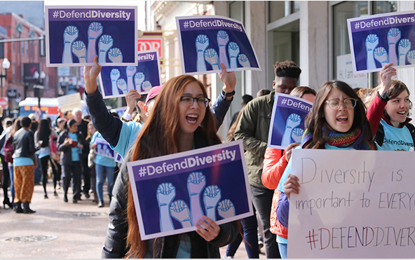 从反庇护，反AA到反S386，在美华人反的是什么？