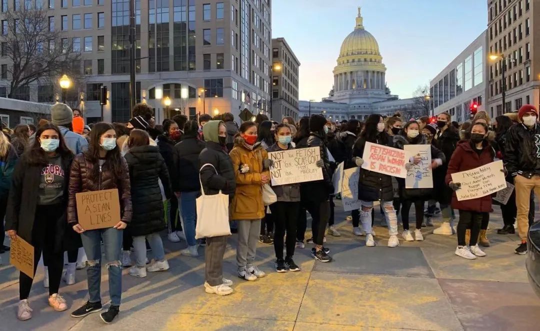 为什么我们常常得不到美国社会的同情？