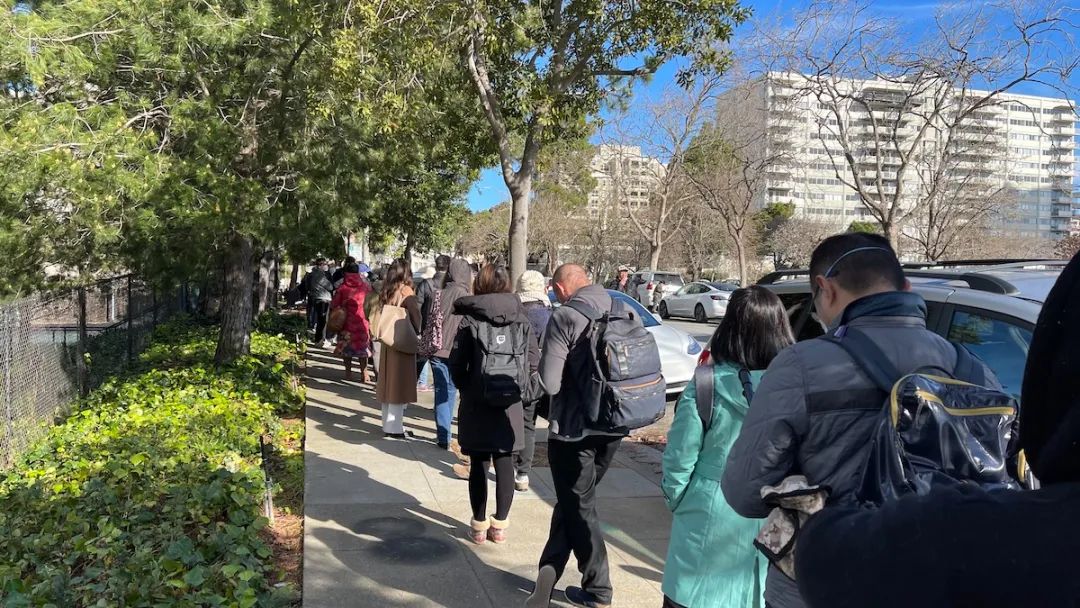 中国驻旧金山领事馆排队申请中国签证亲历